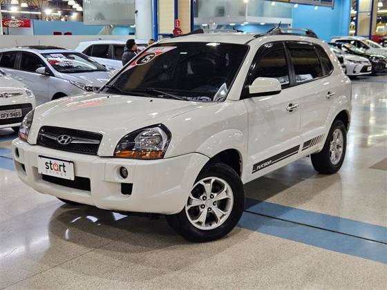 HYUNDAI TUCSON 2.0 MPFI GLS 16V 143CV 2WD FLEX 4P AUTOMÁTICO HYUNDAI TUCSON 2.0 MPFI GLS 16V 143CV 2WD FLEX 4P AUTOMÁTICO